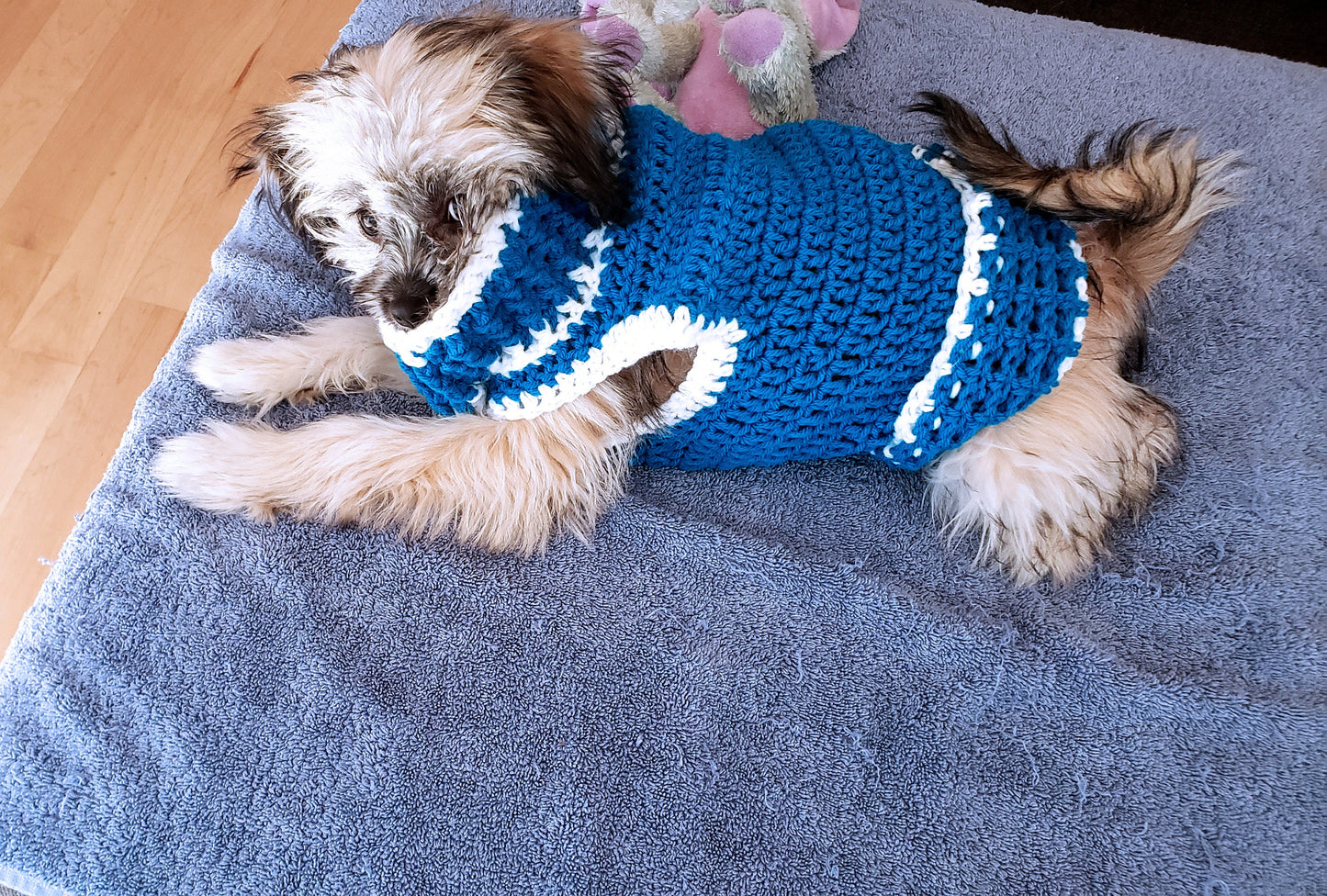 Cat Sweater. Kitty Cozy. Dog Sweater. Pet clothing. Crochet Pet Turtleneck. Puppy Cozy. Blue and White. Fur Baby Sweater. Pet Owner Gift.