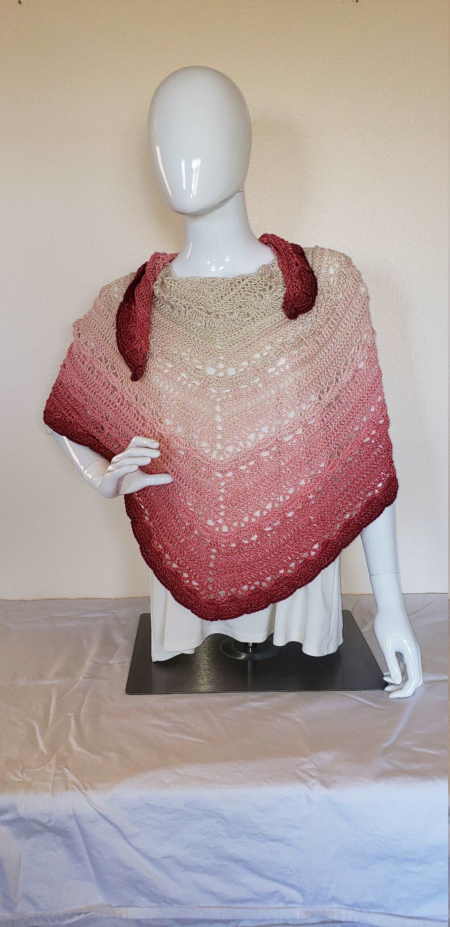 Crochet triangular shawl