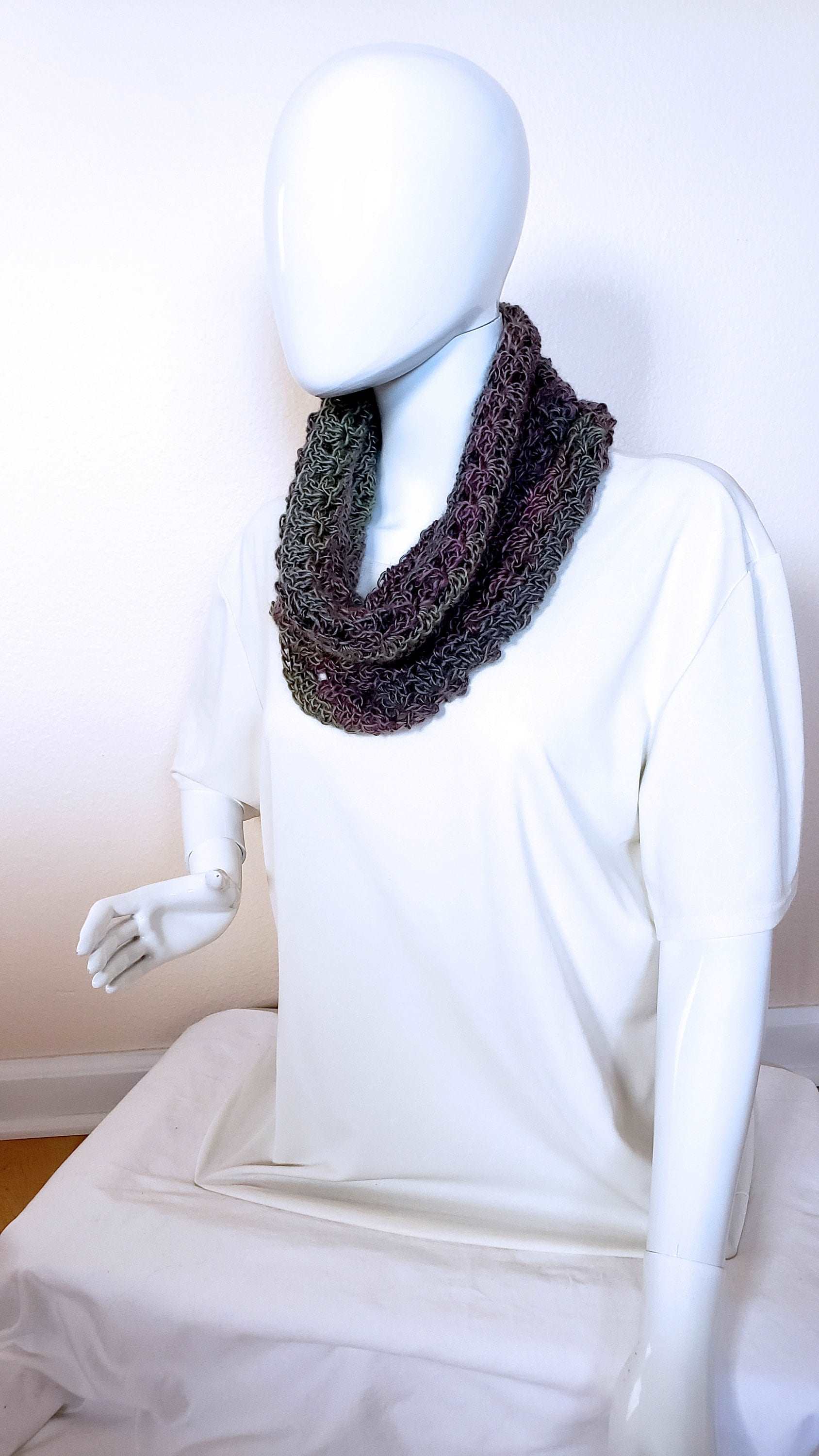 Dressy Crochet Cowl