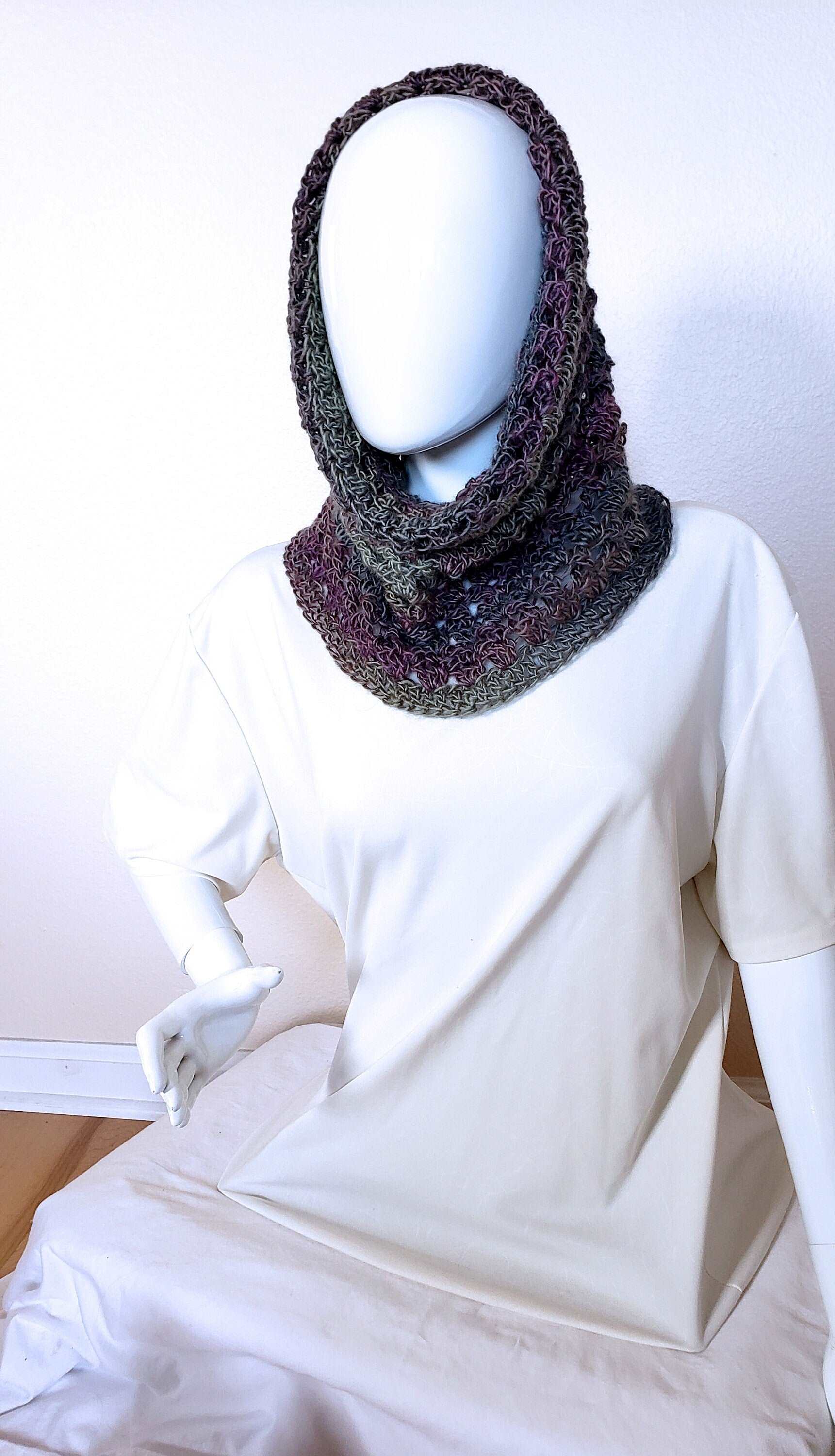 Dressy Crochet Cowl